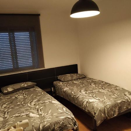 Apartamento Tisaret Wifi 47-112 Valladolid Exteriör bild